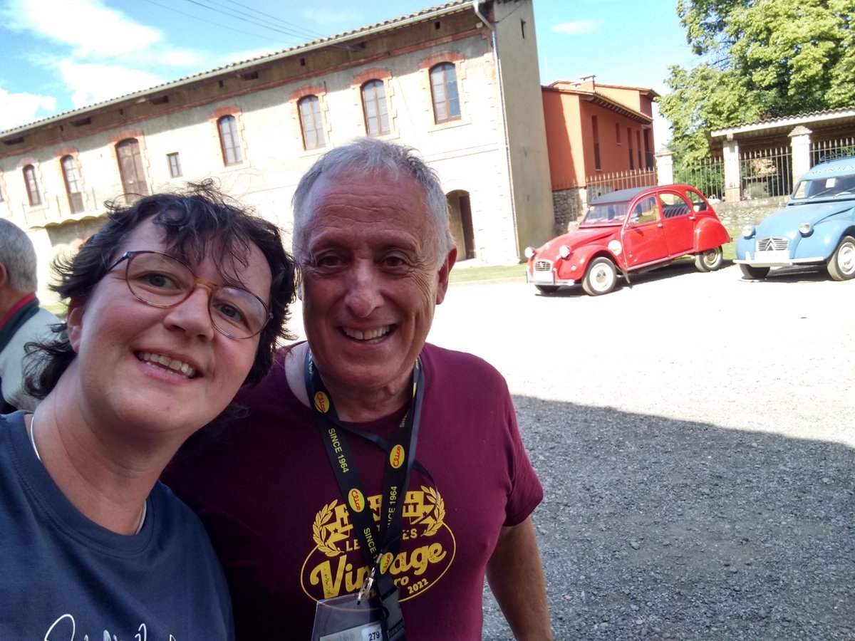 spermanyer's tweet photo. Molt fan del @PepVilaRoca , gràcies per venir a la #Impalada ! @MotoClubImpala https://t.co/jEciMI5VFZ
