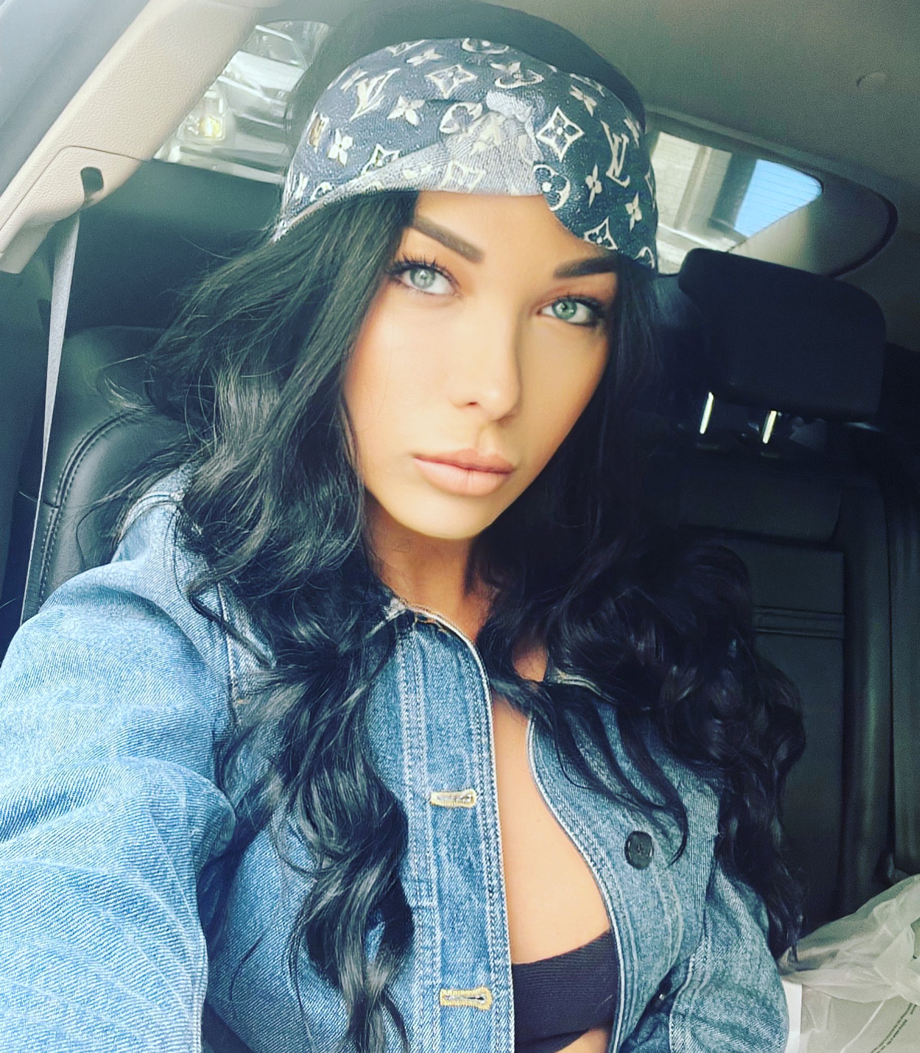 TW Pornstars - Aubrey Kate. Twitter. A video of my naughty evil twin is coming soon to. 1:05 PM