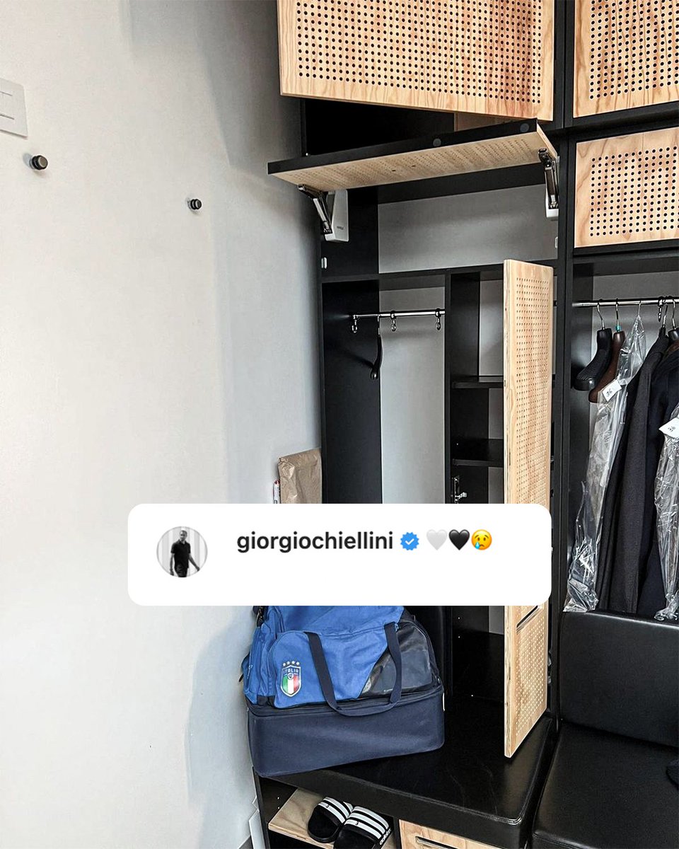 ESPNFC's tweet photo. Giorgio Chiellini's Juventus locker is now empty. 

End of an era 🥺💔 https://t.co/4bmdfaHLqC