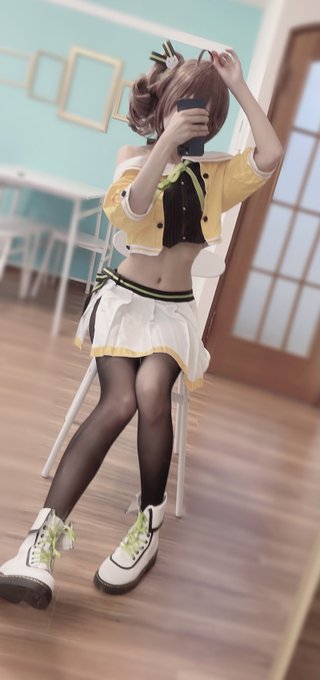 Twitterのコスプレ画像16