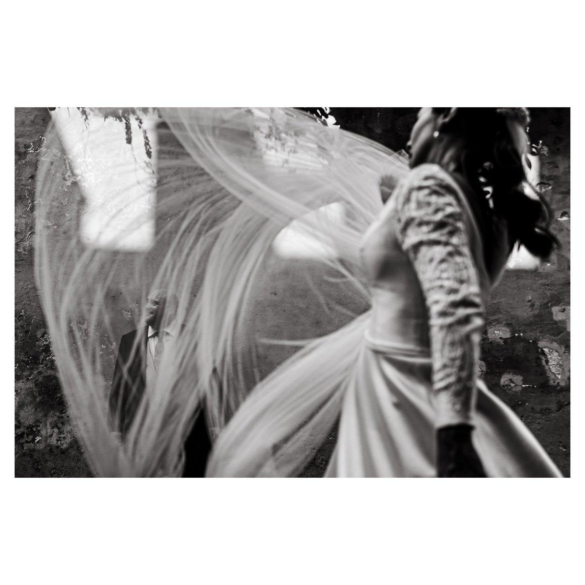 PetitJulen's tweet photo. Un suspiro por Sevilla #postboda #sevilla https://t.co/P5VaW7NfPd