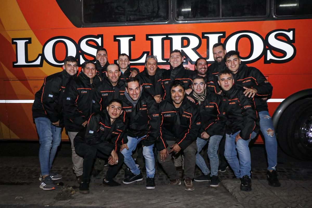 loslirios_ok's tweet photo. Fin del #granfinde de nuestra #Gira en #BuenosAires. Gracias a todos. En unas semanas nos volvemos a ver. #HayEquipo https://t.co/OQVw6qVSvr