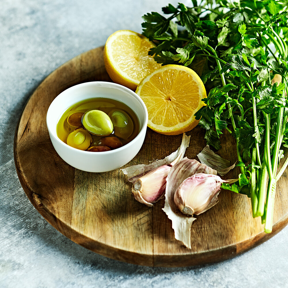 basenjimomcom's tweet photo. RT @Redstoneolive: Milanese Gremolata Infused Olive Oil is a complex oil retains its earthy olive flavor which is complemented by subtle notes of mint, citrus peel, garlic and fresh parsley. #shoplocal #shopsmall #foodie #instafood #food #organic #goodea… https://t.co/YaM8ftTtD2
