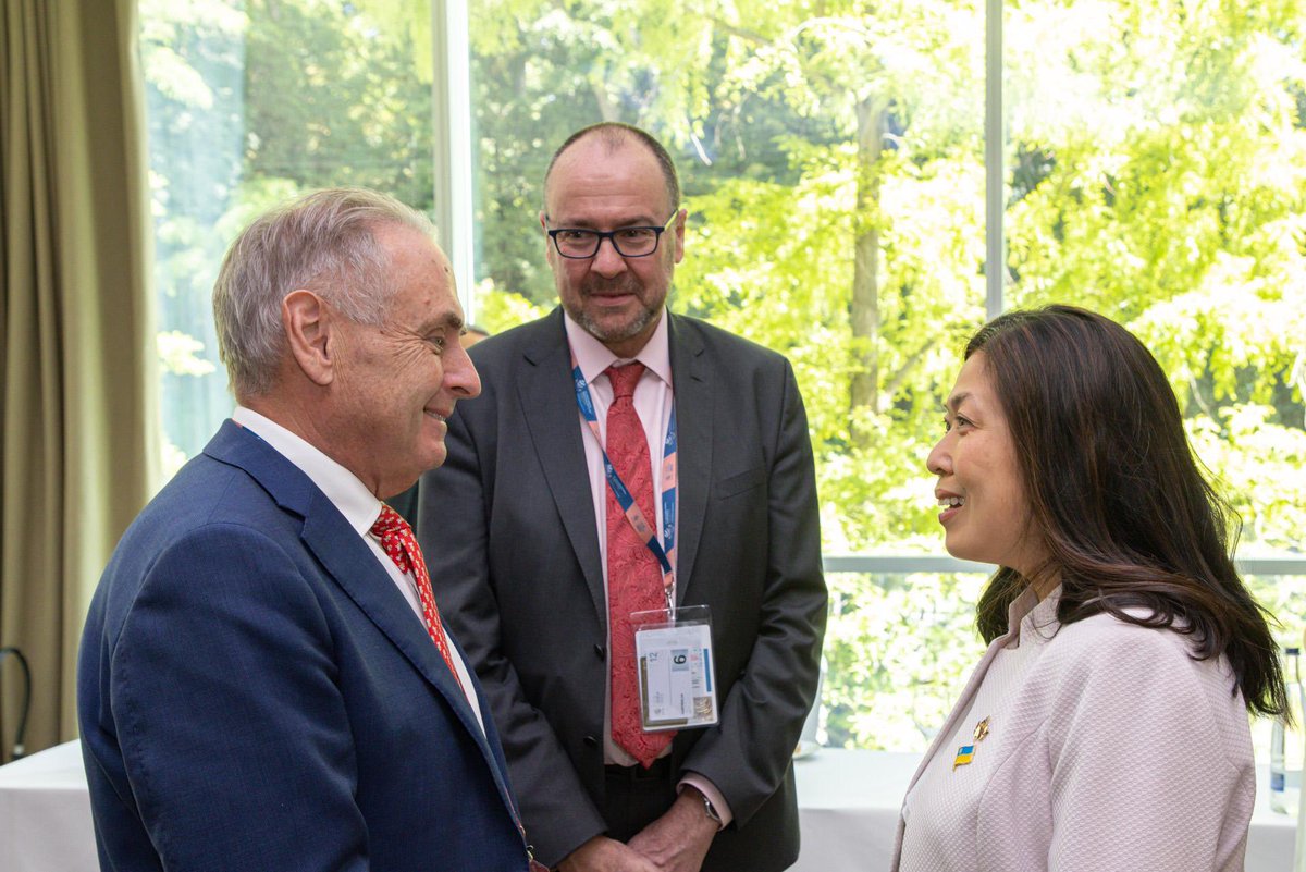 James Baxter (@auswto) on Twitter photo “It takes the world to feed the world 🌎 and the way the world does it is through trade.”
Ministers of the <a href="/CairnsGroupWTO/">Cairns Group WTO</a> met in Geneva today and called for fairer global agricultural trade…
…to boost food security and environmental sustainability. “It takes the world to feed the world 🌎 and the way the world does it is through trade.”
Ministers of the <a href="/CairnsGroupWTO/">Cairns Group WTO</a> met in Geneva today and called for fairer global agricultural trade…
…to boost food security and environmental sustainability.