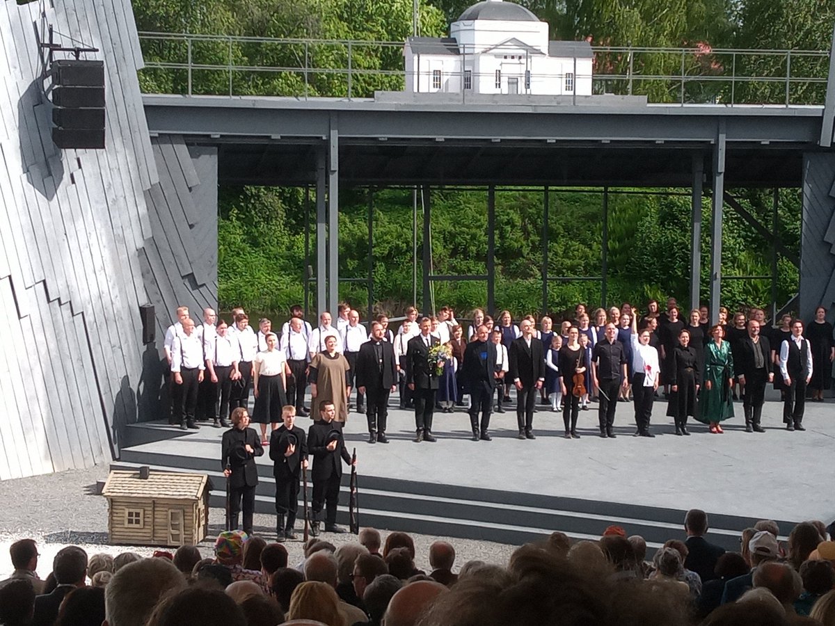 RiittaJal's tweet photo. Kiitos koko ensemble ja erityisesti @VilleRusanen , hieno esitys ja loppu liikutti aidosti. Kannatti tulla kauempaakin. #suosittelen #IlmajoenMusiikkijuhlat https://t.co/SAAAmD5VrJ