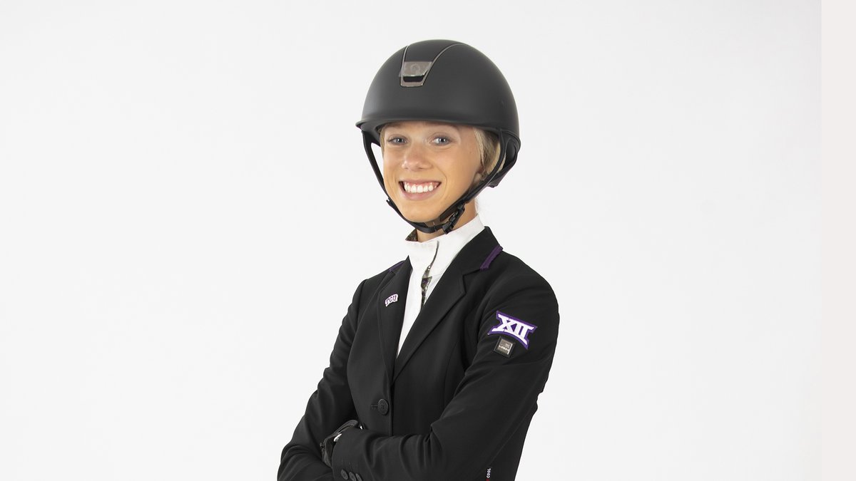 TCUWEquestrian's tweet photo. 🎂 BIRTHDAY ALERT! 🎂

Wishing you a very Happy Birthday, Emy Lucibello! We hope you have a fantastic day! 🎁🎉🥳

#GoFrogs 🐸🐴 https://t.co/0KgnWvVUhQ