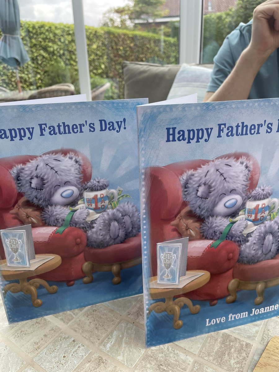 jogarzoni's tweet image. When you get your dad matching cards 😂 #notthefirsttime #twinproblems @sarah_black8 @JimBlac00342700