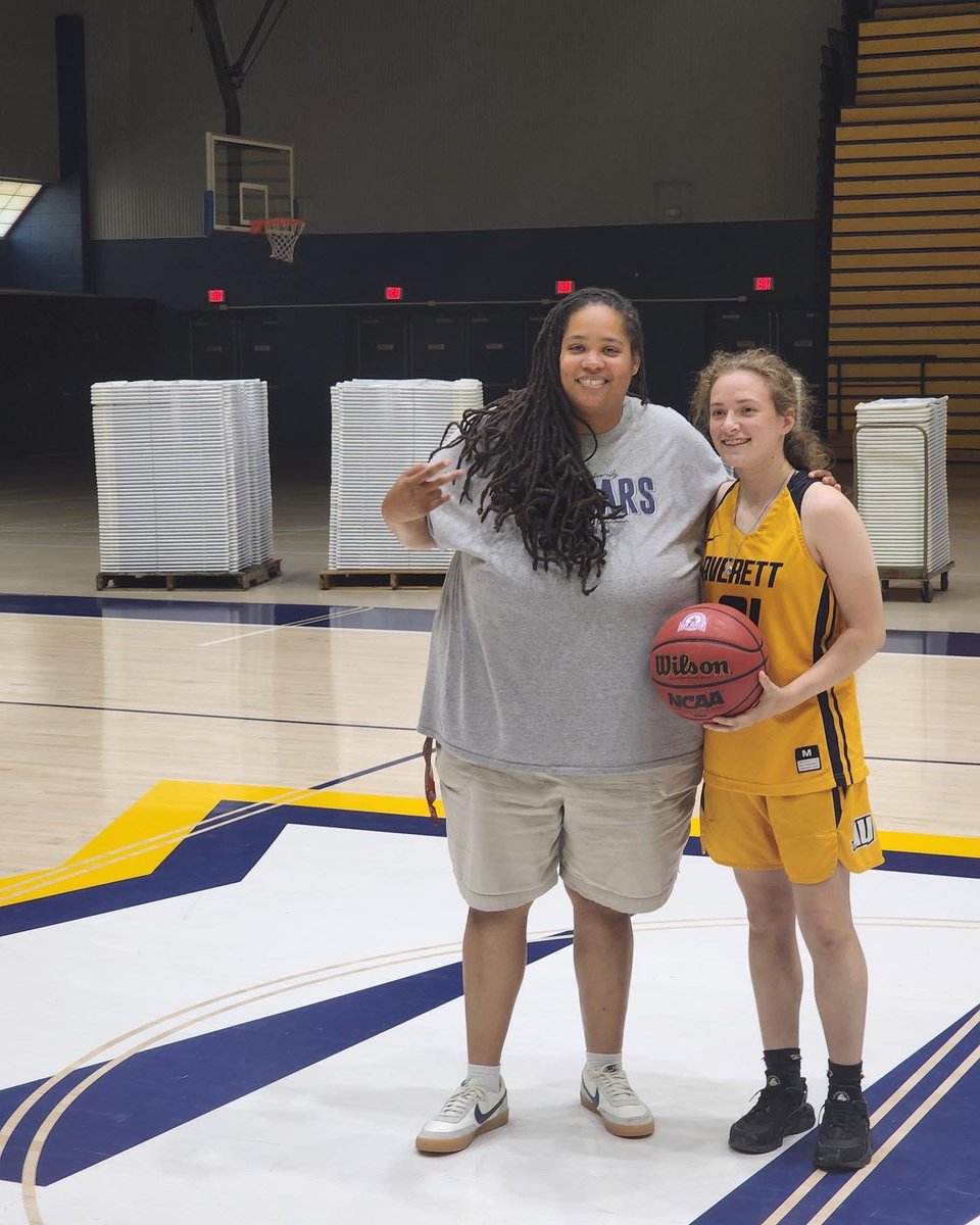 KusnicEmily's tweet photo. I am very blessed and honored to receive a offer from Averette university GO COUGARS ‼️🏀 https://t.co/WRZFGa8Awn