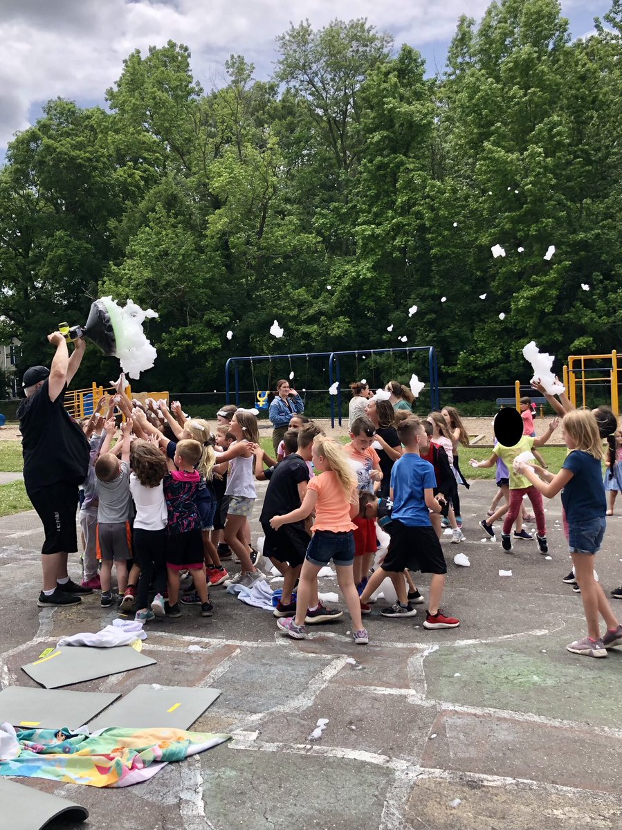 Mrs. Connell tweet media