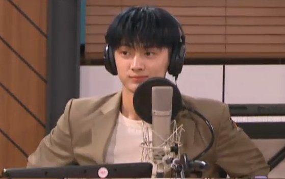 0420MEDIA's tweet photo. PARK JONGSEONG OHMYGOSH 😭 https://t.co/m7AIsMGLDF