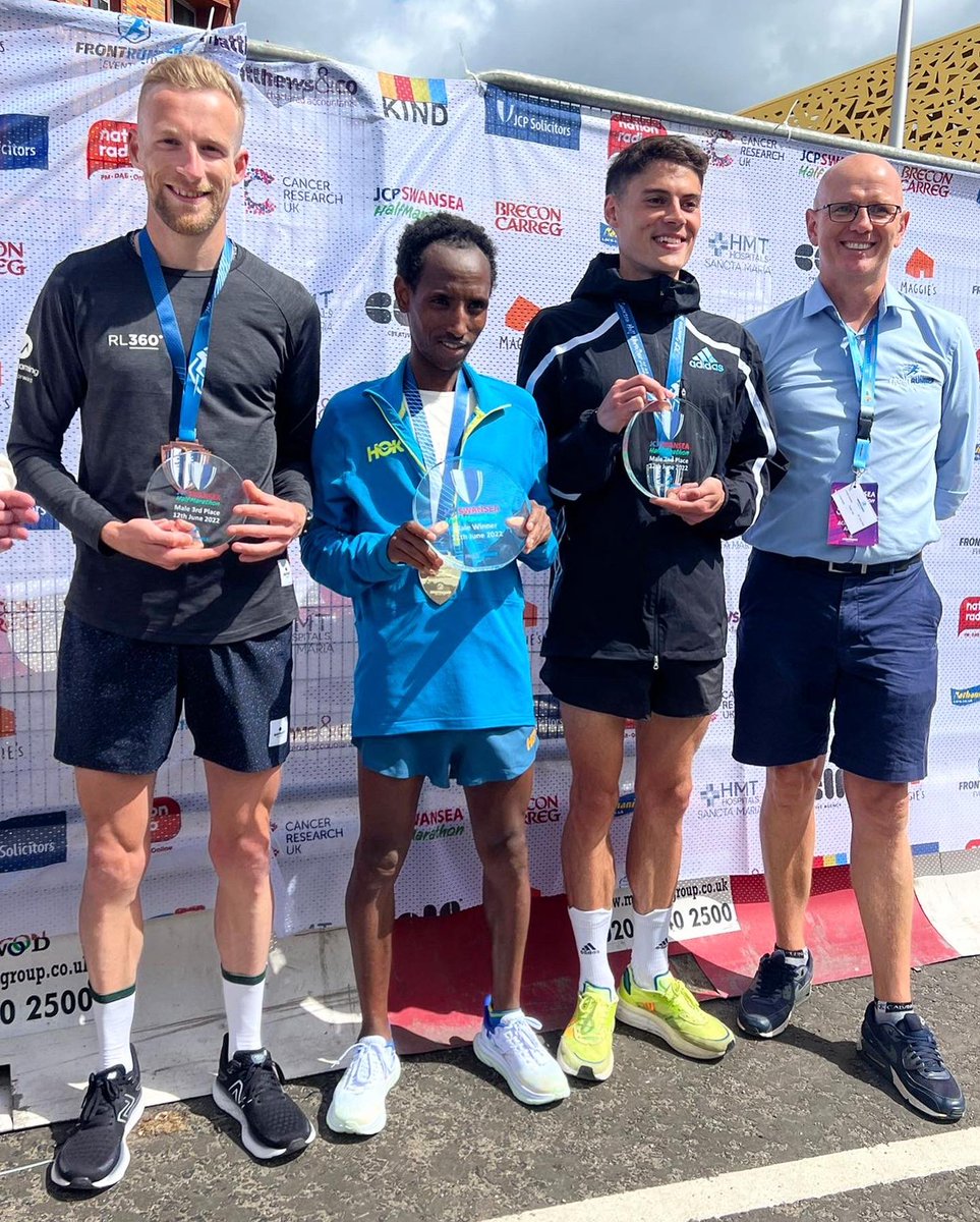 OllieLockley's tweet photo. Really pleased to take 3rd to finish in a time of 64:31 at the Swansea Half!🥉🏴󠁧󠁢󠁷󠁬󠁳󠁿 

Now time for a few easy days before hitting the miles in the French Pyrenees! ⛰ 🏃🏼‍♂️

@RL360_group #cycle360 #isleofmansport #isleofmanathletics #iomcga #saysky #lockleyperformance #findyourfast https://t.co/gTil523QKa