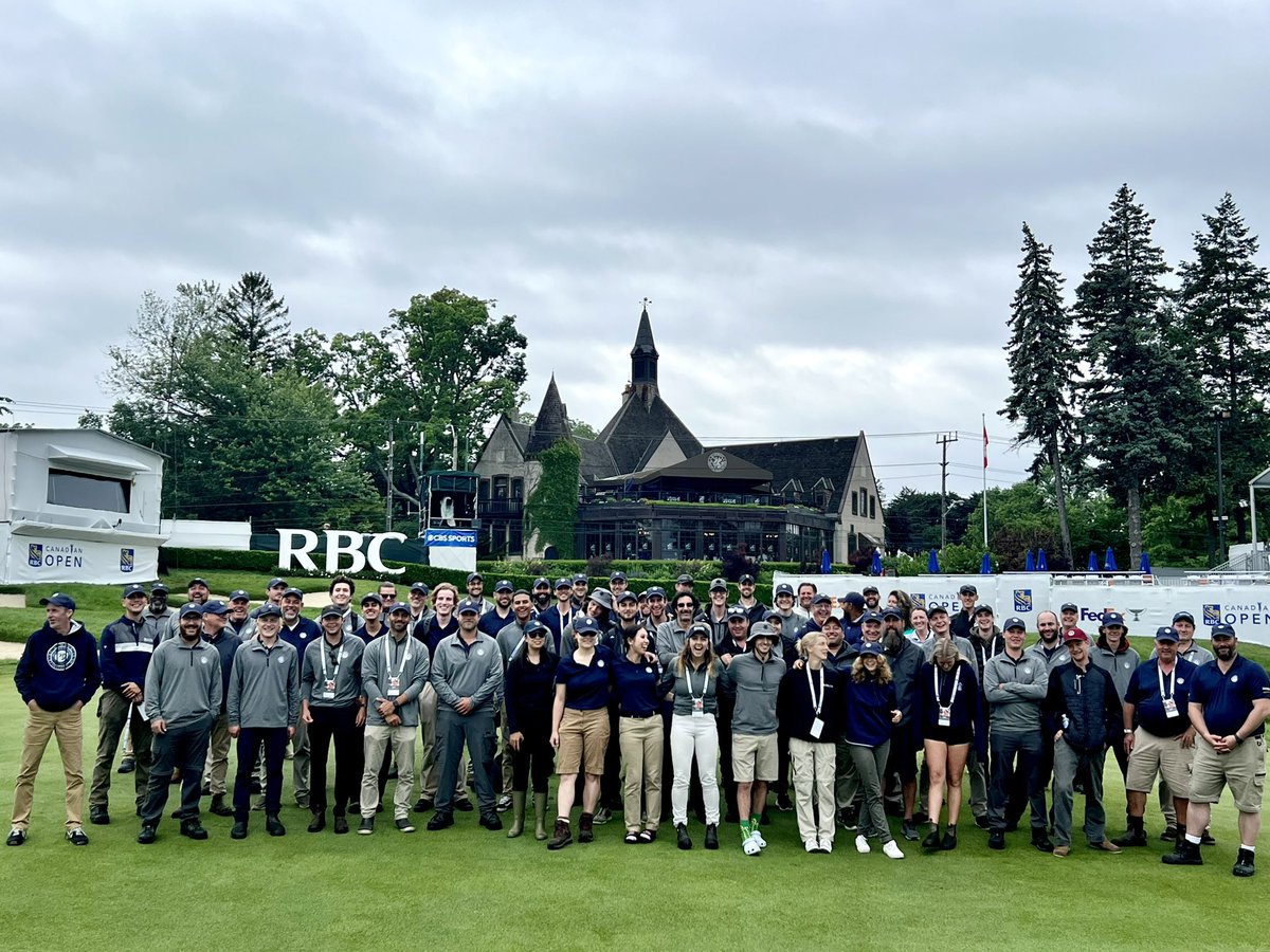 markprieur's tweet photo. Ladies and Gentlemen, The 2020 @RBCCanadianOpen Agronomy Team @IMcQueenSTGGCC @pjrturf @PGATOURAgronomy https://t.co/n10FKExKyK