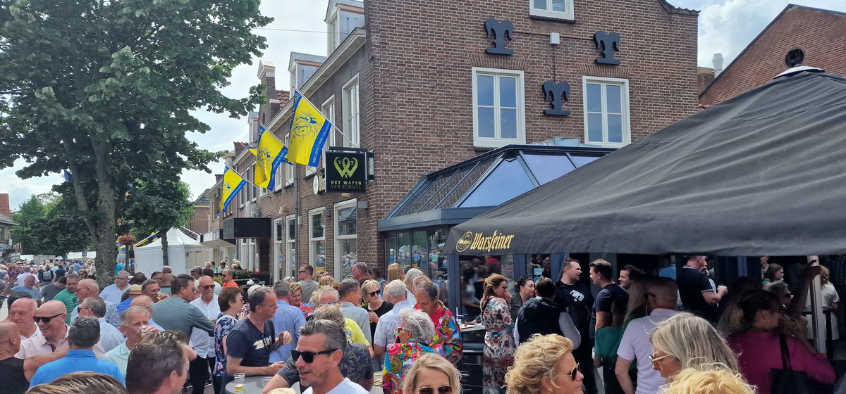 Super sfeer! <a href="/dweildagbemmel/">Bemmelse Dweildag</a> #bemmel <a href="/LingewaardGem/">Gemeente Lingewaard</a>