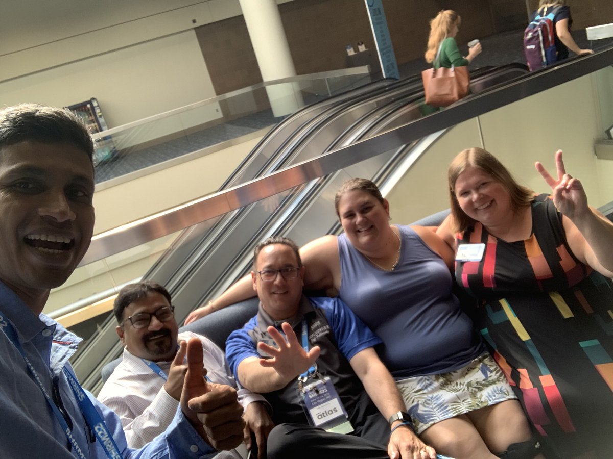 anisharavind's tweet photo. The official start to the #couchie moments with #SHRM22Influencer gang 🤗 from #SHrM22 - ready to curate learnings &amp; online #conversations from largest #HR conference in the world designed by @SHRM https://t.co/ChDIsH08I0