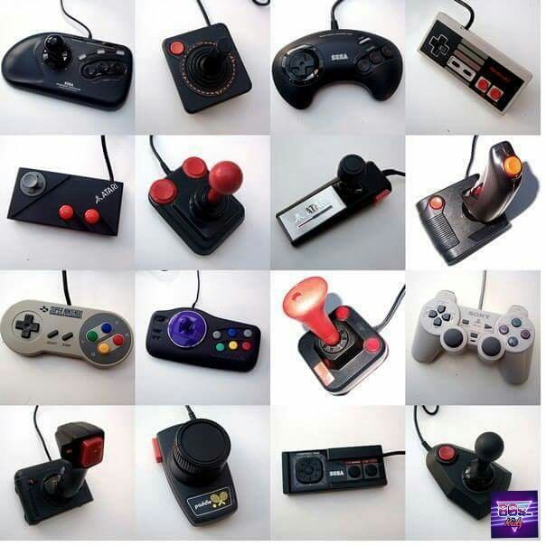 VingTroiSeize's tweet photo. #console #retrcomputer #retrogaming #videogames #controller #joystick #Gaming #Nintendo #Sega #Atari #80s #90s #Geek https://t.co/emz6AxIpLo