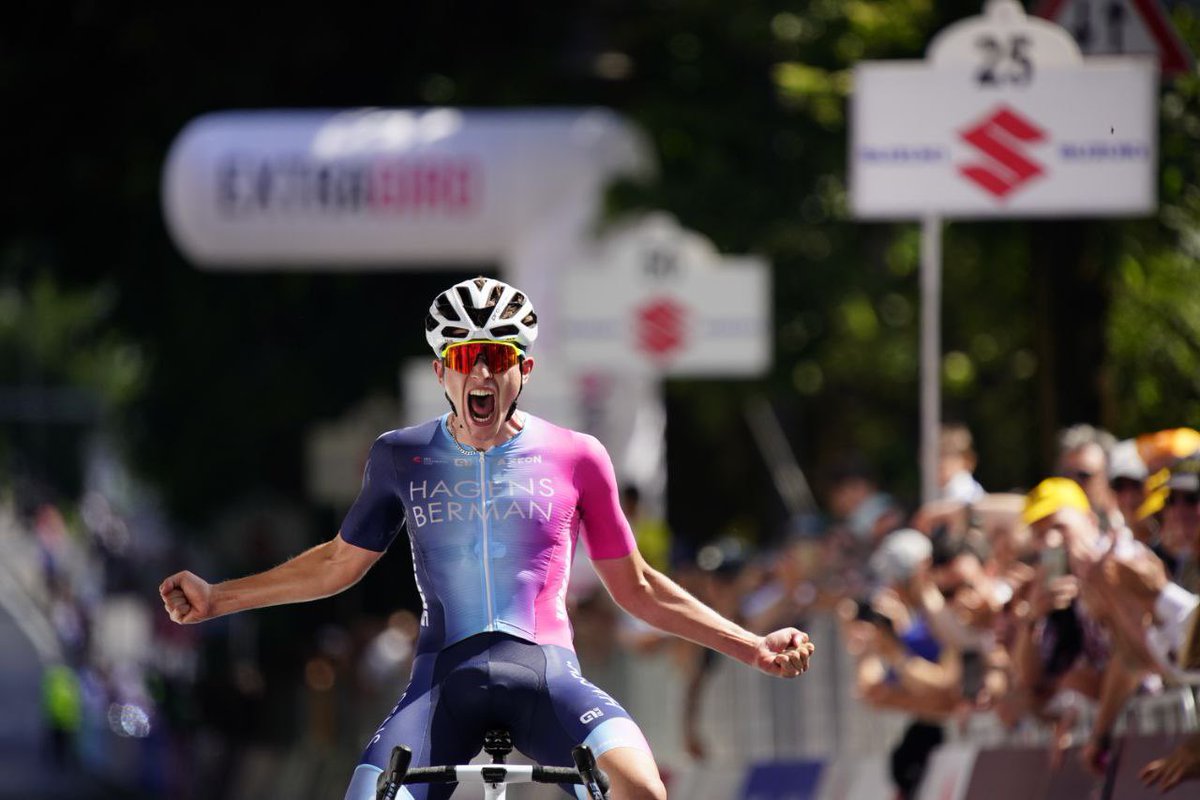 Giro d'Italia Giovani Under 23 (@giroditaliau23) on Twitter photo 🇬🇧 <a href="/leohayter/">leo hayter</a> vince la tappa 2 de il #giroditaliau23 2022!
🇬🇧 <a href="/leohayter/">leo hayter</a> wins Stage 2 of the 2022 #giroditaliau23!
#girogiovani2022 #giroditaliau23 🇬🇧 <a href="/leohayter/">leo hayter</a> vince la tappa 2 de il #giroditaliau23 2022!
🇬🇧 <a href="/leohayter/">leo hayter</a> wins Stage 2 of the 2022 #giroditaliau23!
#girogiovani2022 #giroditaliau23