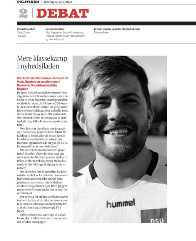 DSU_1920's tweet photo. Hvad er den vigtigste politiske kamp nu? De tre DSU'ere @CarlEmilLind, @Chili_Preisler og @Bonde_Jakob giver deres svar i dagens @Politiken 📰
De er blandt de otte semifinalister i dette års DM i debat, som afholdes på #Folkemødet på Bornholm. Vi er klar på lægterne! #dkpol #fmdk https://t.co/Aye7LcGdGY