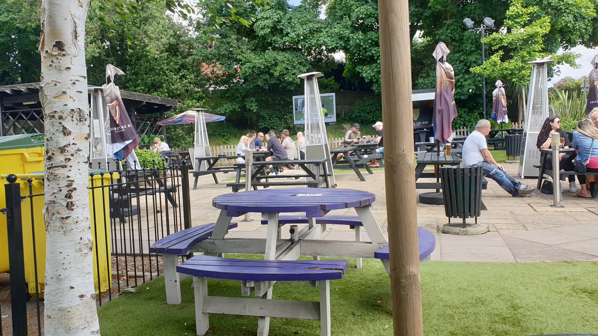 BridgnorthWolf's tweet photo. A few beers at The Chase in Rugeley about half hour walk from Cannock Chase Live ready for @NoelGallagher with The Duchess @delgoldie
#concert5 https://t.co/4mWoekGT22