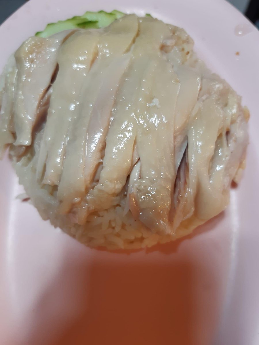 ร้าน #ข้าวมันไก่ ที่ทุกคนตามหากันอยู่ตอนนี้ !!! หลังจากคุณอรรถพลไม่กลับมาตอบเสียที

อ่านในเม้น เหมือนจะอยู่แถวรังสิตแฮะ