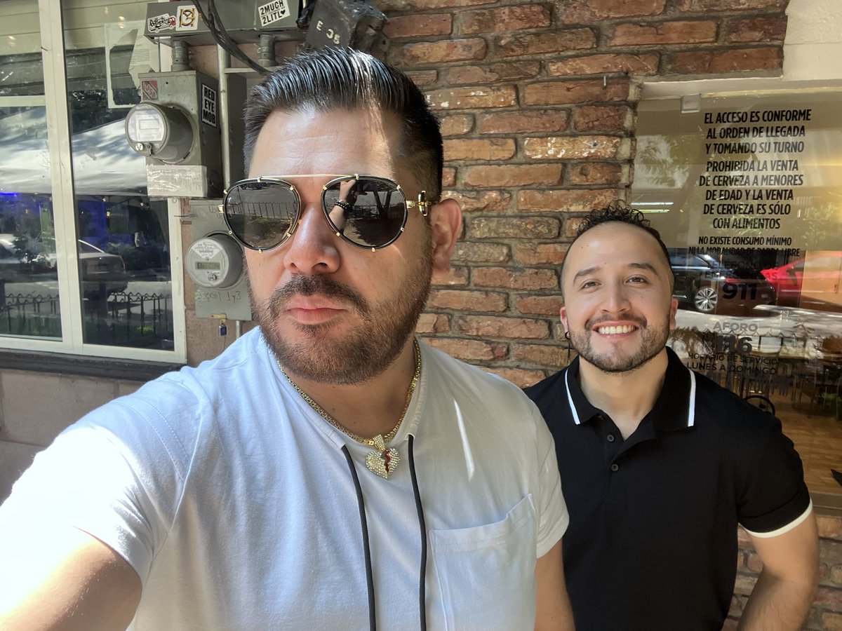 marvs1488's tweet photo. HOY ES UN GRAN DÍA PARA ESTAR ORGULLOSO DE TODO EL PROGRESO QUE HAS HECHO!!
#blessed🙏 #muitoobrigado #blesswdwiththebest #mexicoisalwaysagoodidea #almost34 #greattime #mexico https://t.co/KlqXNxyt41