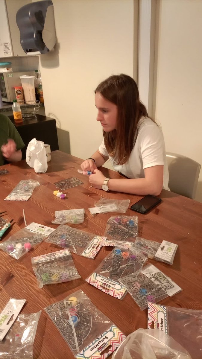 WGSBoarding's tweet photo. Our lovely Miller students making 🌞 catchers with the Rev. #Sundaycrafts https://t.co/5kFOBNHHNK