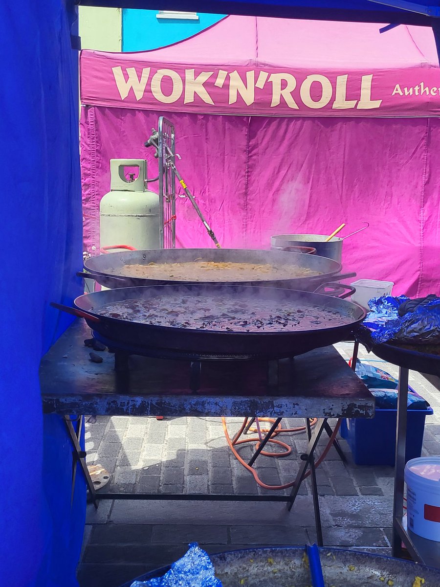 Brigid Walsh 🌻💙🕊💛 tweet media