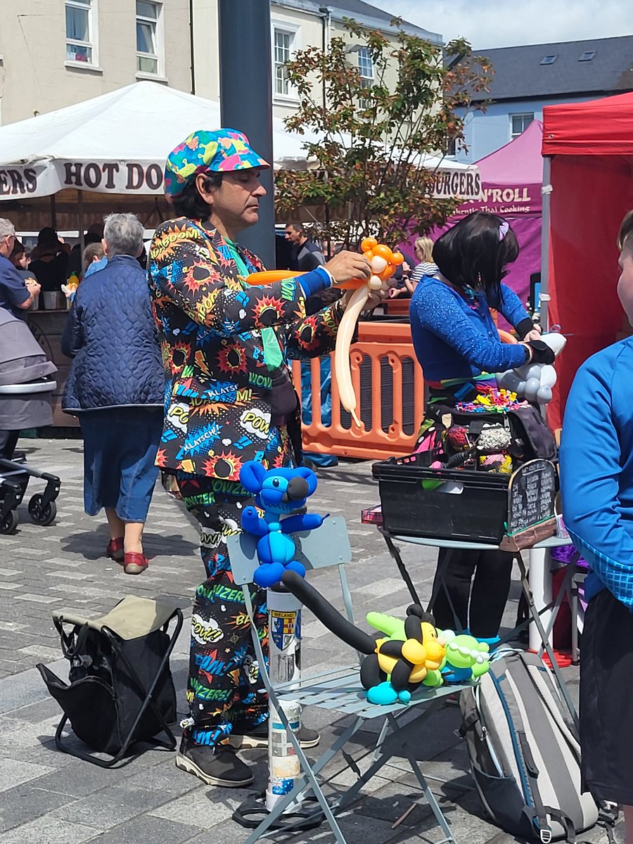 Brigid Walsh 🌻💙🕊💛 tweet media