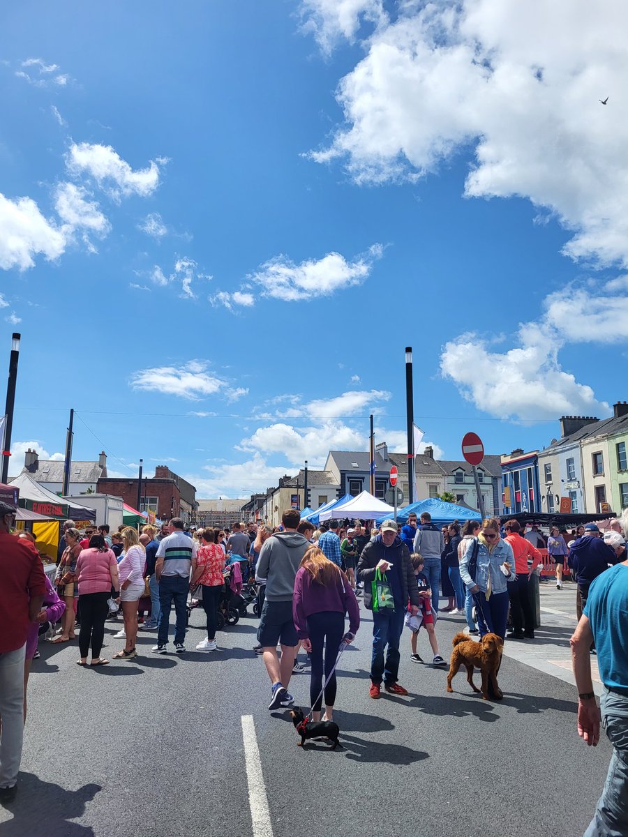 Brigid Walsh 🌻💙🕊💛 tweet media