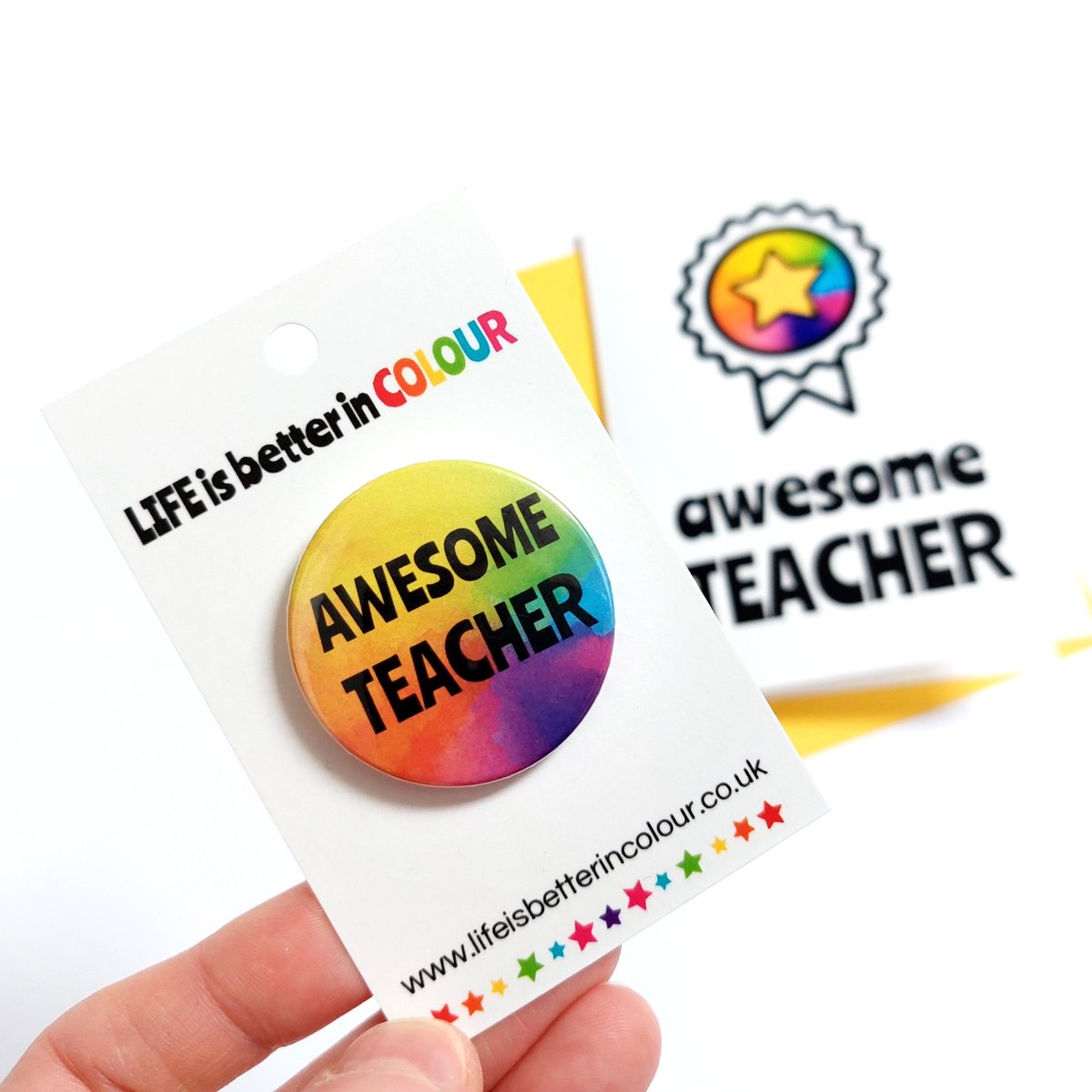 But if you're super organised, you'll already be thinking ahead till the end-of-term! I've got a great selection of cards and #TeacherGifts

lifeisbetterincolour.co.uk/ourshop/prod_7…

#HandmadeHour