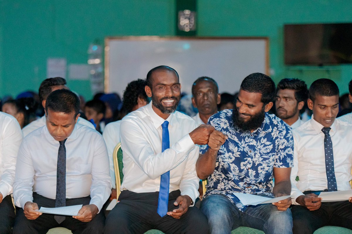 Highlights of the Niyaa Academy Blue Night 2020/2021! 💙

📸: <a href="/abeedhmv/">Abdulla Abeedh</a>