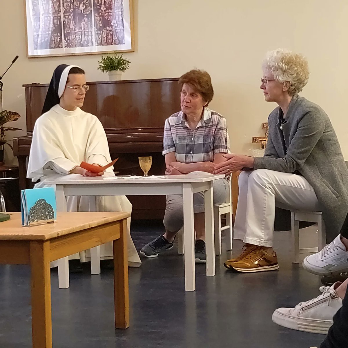 CatecheseGoedeH's tweet photo. Net afgerond: 11 deelnemers uit het bisdom Haarlem-A'dam deden de afgelopen dagen mee aan de training voor level I van de Catechese van de Goede Herder https://t.co/b50ptTk0GQ