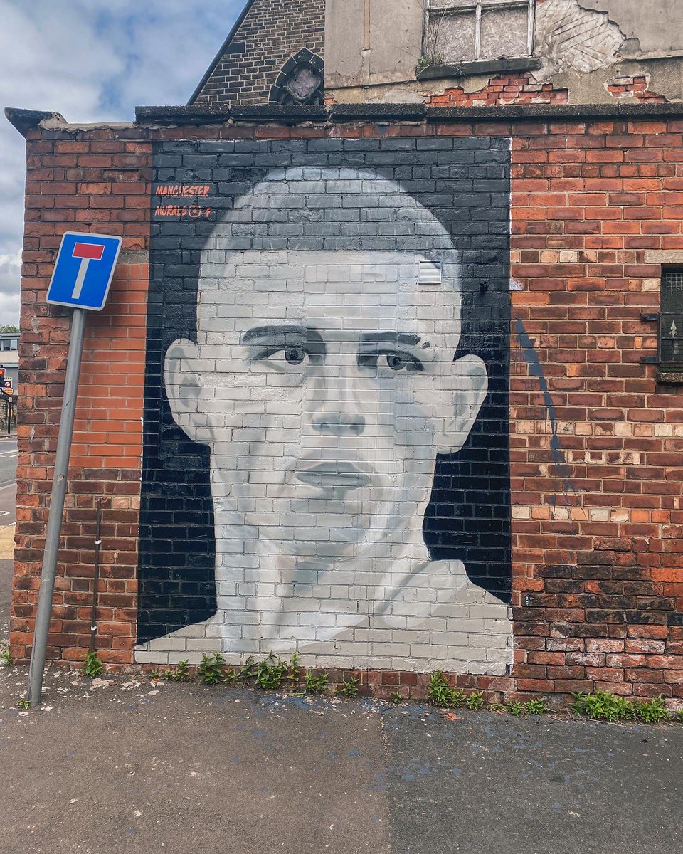 Phil Foden tweet media