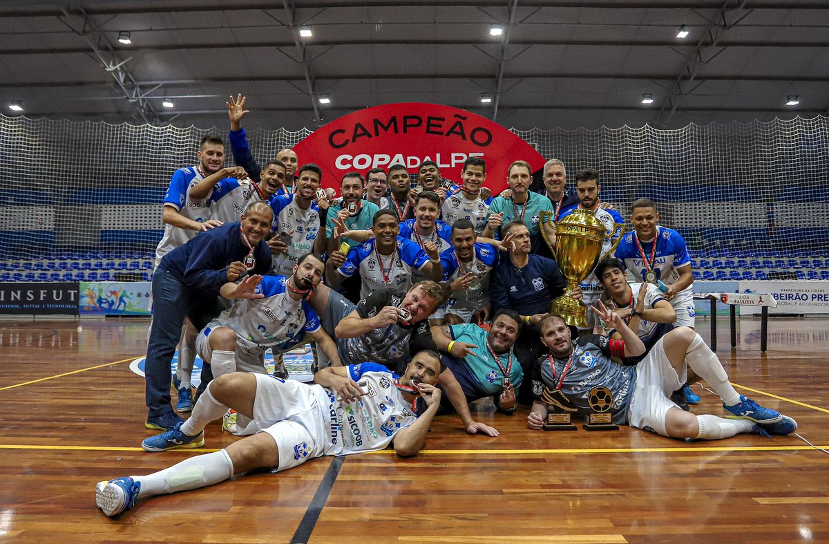lpfoficial's tweet photo. Barão de Mauá/ Ribeirão é bicampeão da Copa da LPF. A equipe ribeirão-pretana venceu o Taubaté Futsal por 5 a 3, em Guararema-SP 
#Futsal #LPF https://t.co/hQmOHZg4hi