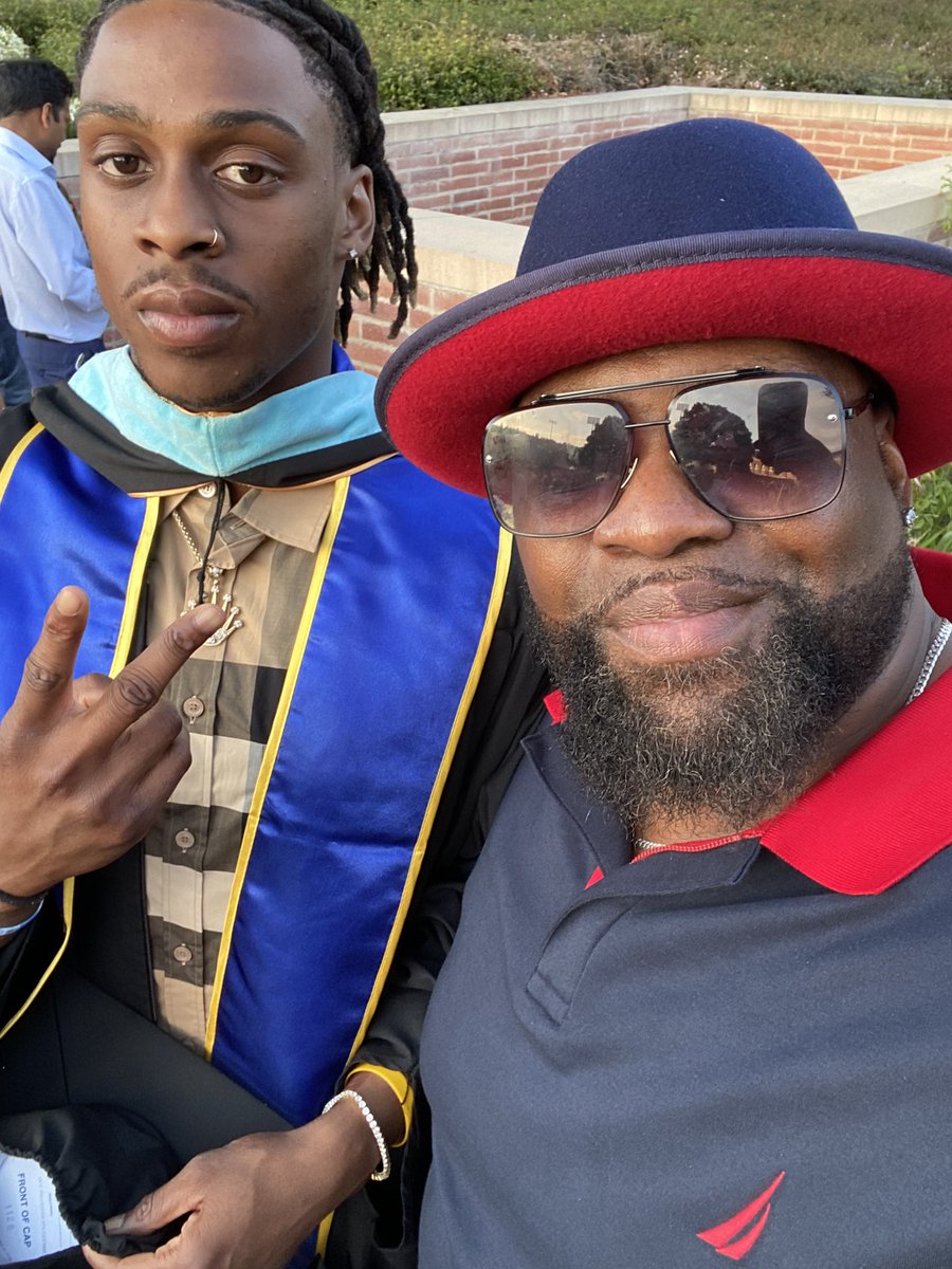 biggmoe06's tweet photo. MASTERS Degree!!!! 5 years, 2 degrees!!! So proud of my son!!! We did it!!! #UCLA #UCLAGrad #ProudDad https://t.co/ZH0MvbKgje