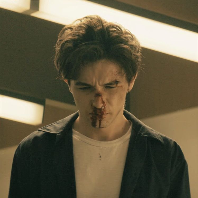 that_bastardboy's tweet photo. God bless Mark McKenna for existing😍 Now if @PrimeVideo would just green light a S2 already…😫 #WeWantWayne https://t.co/8aRp7pLXyA