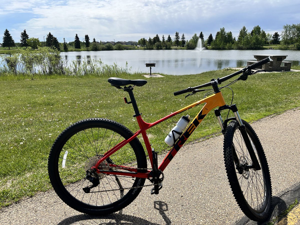 BrianBrost1's tweet photo. Sunday, funday @TownMorinville 🎣 https://t.co/oadHOPHFYL