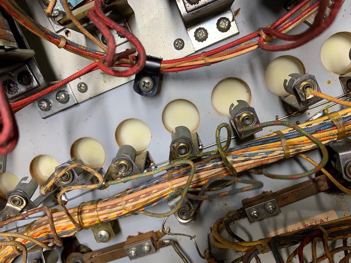 ThePinScientist's tweet image. Clean those inserts!

TheEMScoreKeeper.com 

#Pinball
#PinballMod
#PinballMods
#PinballRepair
#PinballRestorations
#PinballCollector
#Gameroom
#Electromechanical
#SolidStatePinball
#SolidState
#ElectromechanicalPinball
#ElectromechanicalPinballMachine
#Restoration
#FixingIt