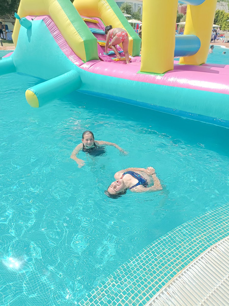 Ruth Escribano tweet media