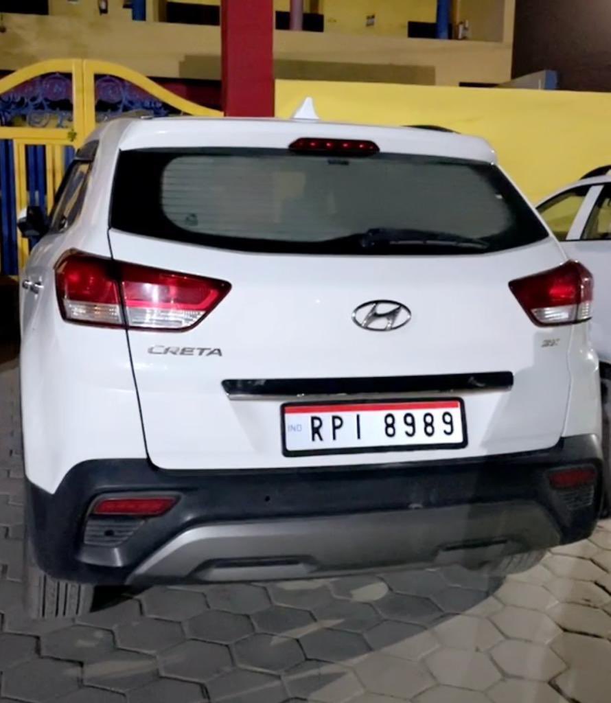 nehasinh678's tweet photo. @BJP4Delhi AAP government not responding for my complaints….. there are so many cctv cameras around all the city but they couldn’t try to find out my stolen car …. Please help …. I’m from Gujarat i don’t have any contact here…. #NaMo #BJP #BJP4India #Gujaratbjp #delhibjp https://t.co/WPtUxjMUE5