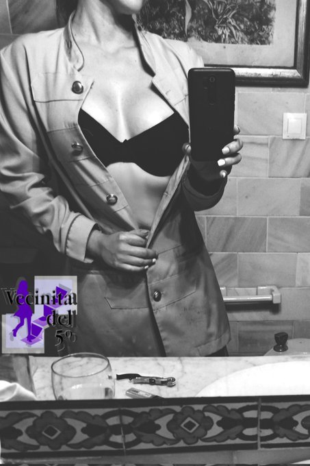 S&aacute;bado de trabajo duro 💪💪 domingo  de cervecita 🍻🍻  Si quer&eacute;is ver c&oacute;mo voy hoy... Dale RT!! 😍😍 https://t