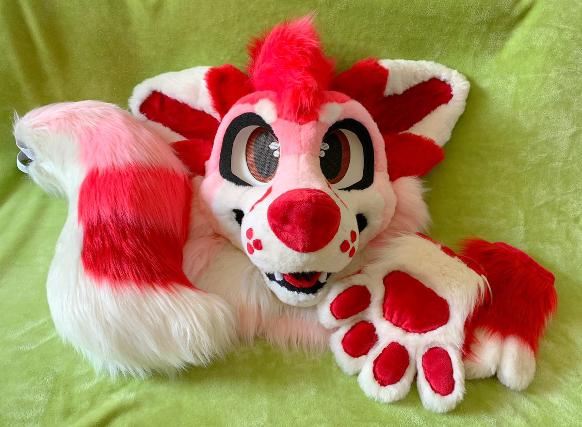 ‼️FURSUIT FOR S4LE‼️
Introducing Strawberry Fox! 🍓🦊
I’m asking $900 + shipping for this guy! They come with a head, handpaws, tail, and front/back reference sheet! FCFS DM me if interested :]
More info. in thread!