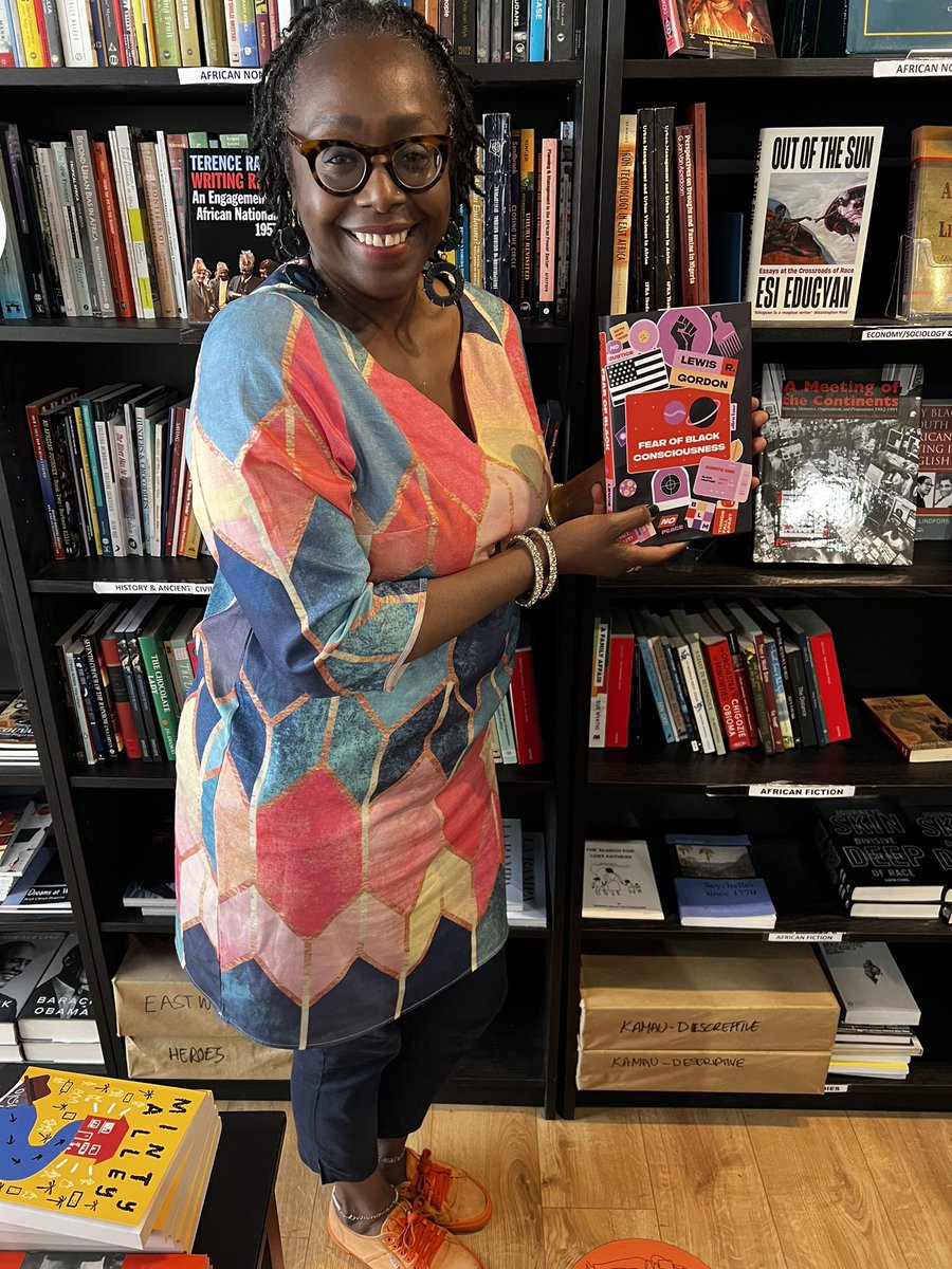 I had the pleasure to visit @newbeaconbooks to get some treats for the @UoNBAME stall at the opening of @UniofNottingham Diversity Festival, curated by the Force of Nature that is Nicole-Rachelle, here with @lewgord’s Fear of Black Consciousness. Come to our stall to know more✨