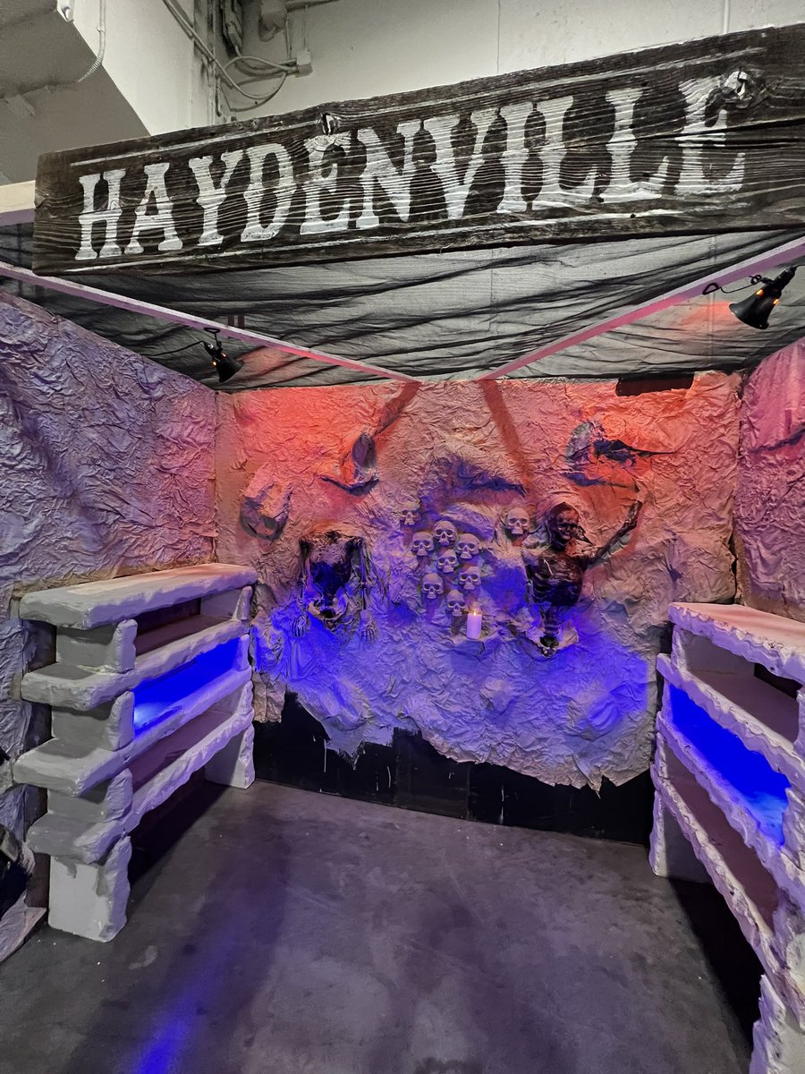 ParksAndCons's tweet photo. Heard about some exciting things about Halloween plans for Haydenville Haunter! Find them on IG for announcements later this year (haydenville_haunter on IG). #HauntX https://t.co/bnZli74EZl