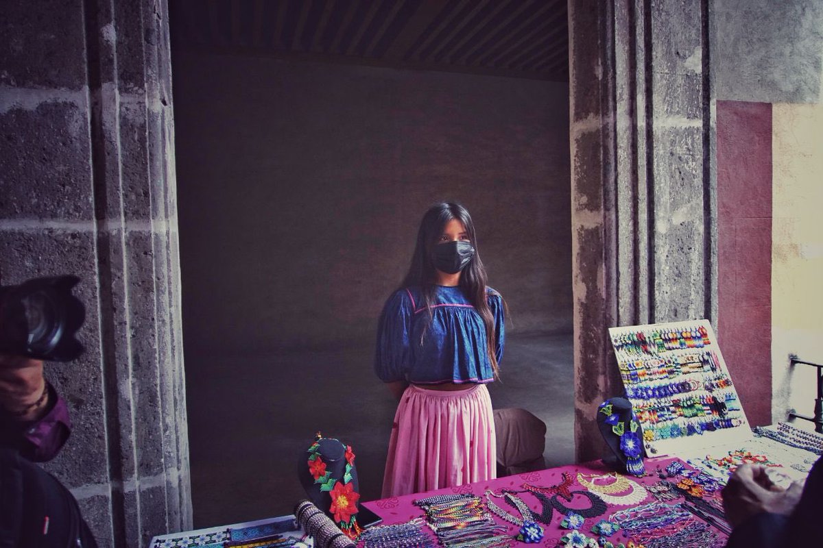 DavidMonrealA's tweet photo. Con un ambiente de gran felicidad y unidad, celebramos el #DíaDelZacatecano en su edición 72 desde la CDMX en el Centro Social y Cultural Zacatecano. Este evento reúne a cientos de paisanos que conviven y recuerdan las tradiciones, gastronomía y cultura de nuestro estado. https://t.co/nckTbl5Agk