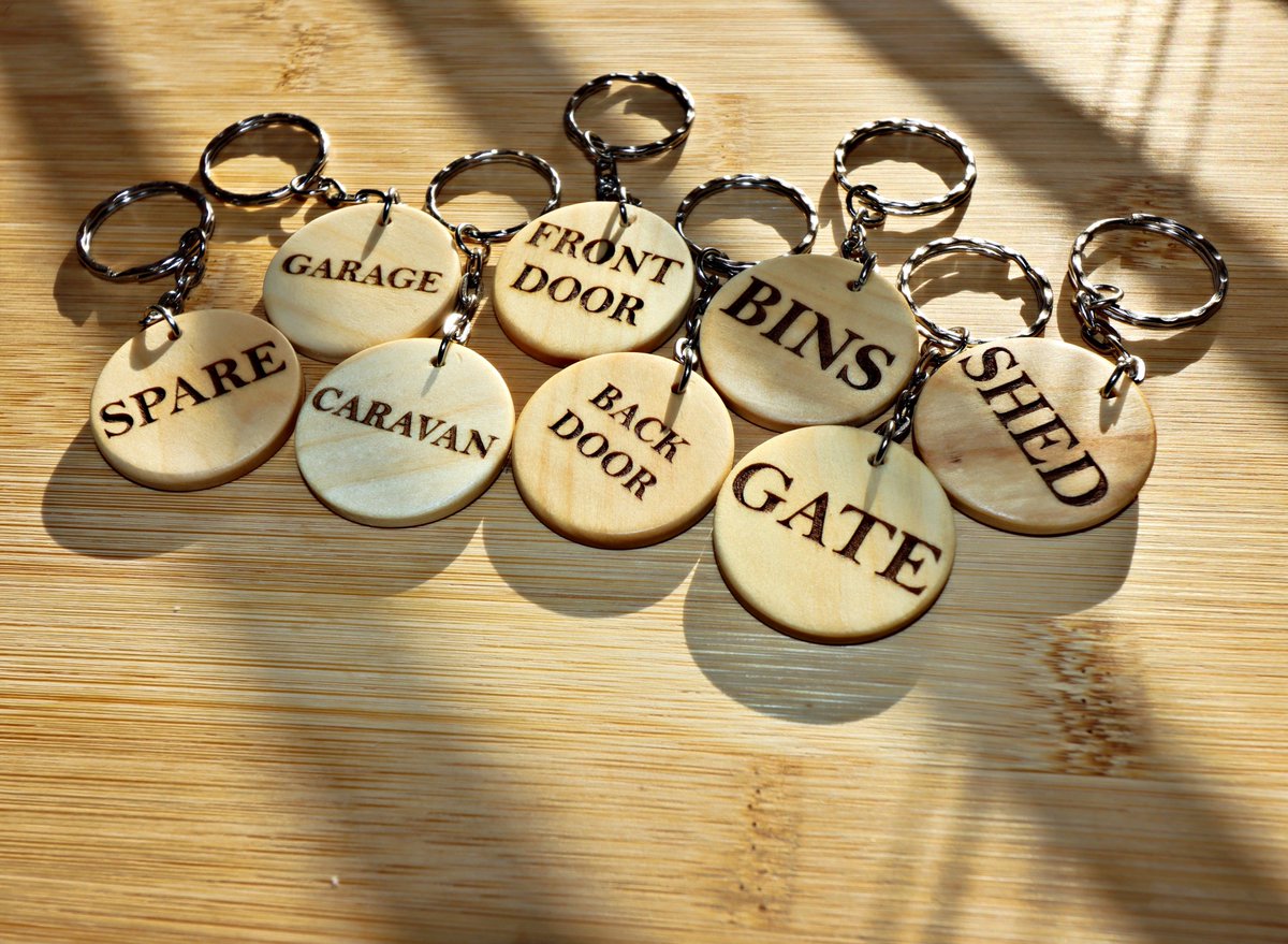 TorbayEngravers's tweet photo. FRONT DOOR, BACK DOOR, GARAGE, CARAVAN, SPARE, BINS, GATE, SHED, KEYRING, KEY FOB.
https://t.co/VNi7fGdJvO
#keyrings #keytag #keyfob #keys #doors #garage #frontdoor #BackDoor #caravan #spare #bins #Gates #shed #engraved #personalized #anydoor #padlock #LOCK #shutters #blinds https://t.co/ncGTDa4AXl