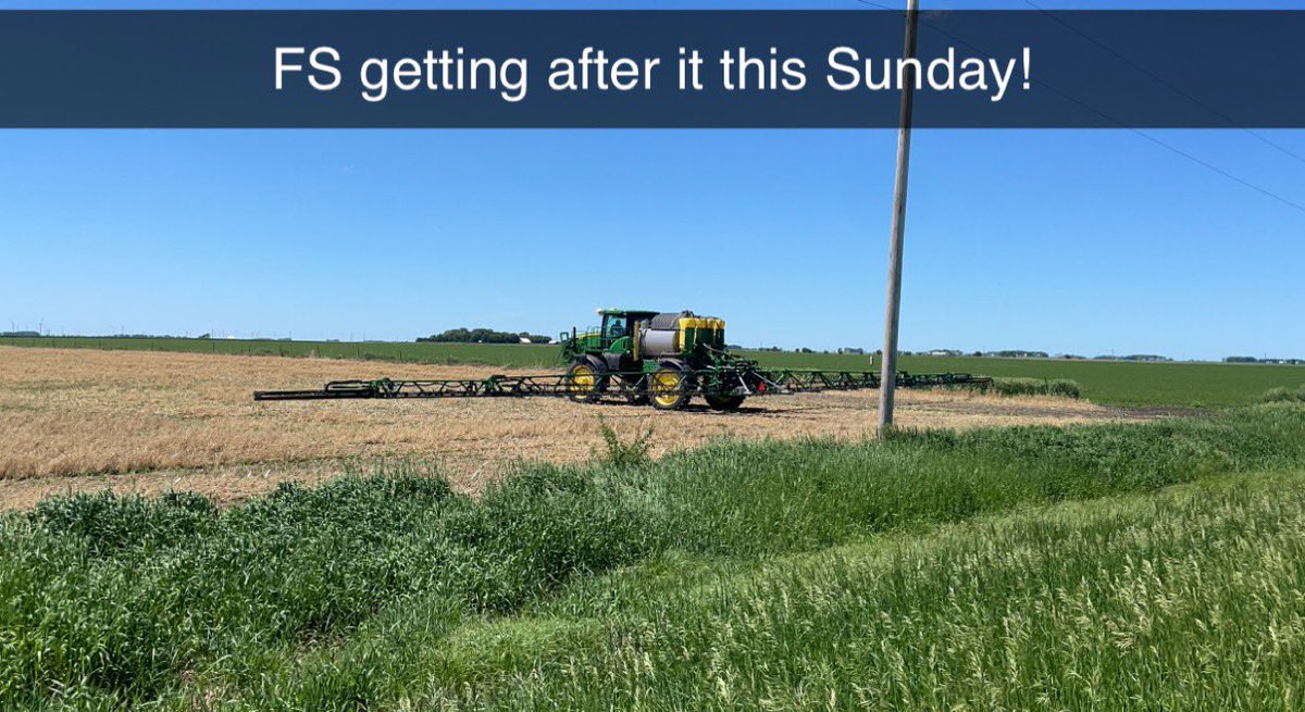 berkland_tim's tweet photo. @GFS_Midwest getting after it this Sunday! Thanks to all the guys busting their butts to get post herbicides on. https://t.co/sqYvOW5hYk