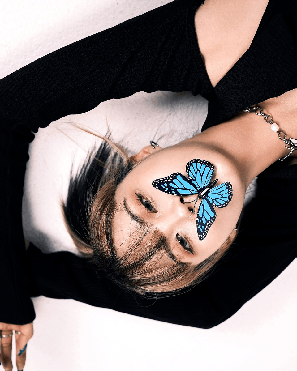 GimbapBlog2's tweet image. #FridaAnne va faire son premier comeback avec son second single #BubbleLove, le 19 juin. Découvrez les premières photos teasers pour son comeback.