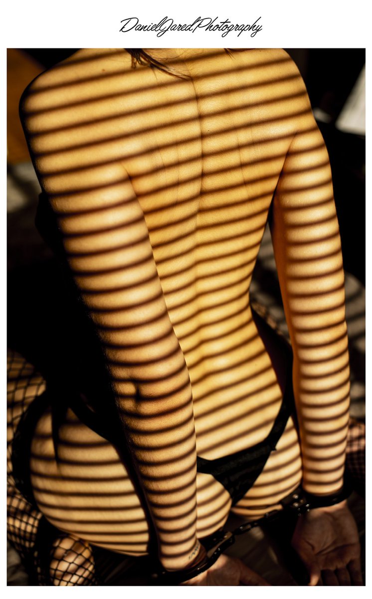 “ Window Views”

A glance is a picture
A story, a moment
The sun is a feeling 
Coasting off the plains of your skin -DJW. #photography #photo #poetry #NYC #nycartist