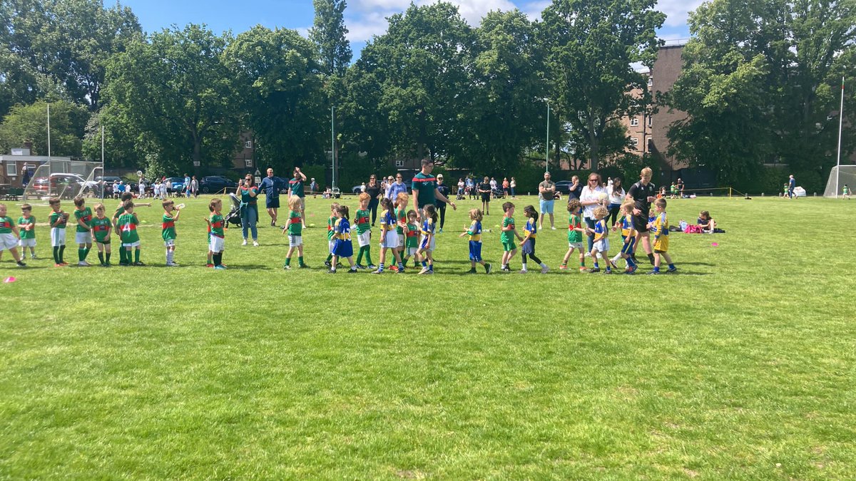 Our underage Football continues to go from strength to strength in <a href="/warwickshireclg/">Warwickshire GAA</a> with 16 teams turning up for a fun filled day of U7 &amp; U11 Go-Games yesterday at <a href="/BrendansGAA/">St. Brendan's GAA</a>👏 Irish Centre  <a href="/SeanMcDermotts1/">Sean McDermotts GAA</a> @JMGAABrum <a href="/StFinbarrsCov/">St Finbarrs GAA Club</a> <a href="/erin_gaa/">Erin Go Bragh GAA Club (Birmingham)</a> <a href="/LeicesterGAA/">Naomh Pádraig GAA</a> <a href="/StMarysGAA1960/">St. Mary’s Gaelic Football Club Wolverhampton</a>