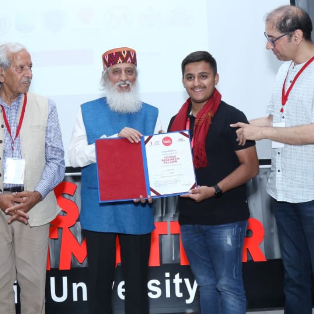 ShooliniUniv's tweet photo. Innovation Through #Shoolini's Eyes! 🤩
And we did it! 🤩 Our first-ever 'Shoolini Innovation Day' was an incredible success. Every #Shoolinian enjoyed the glorious journey of 12 years of research and #innovation at our university.
Here are the glimpses of this special day https://t.co/JLxIzcnpmw